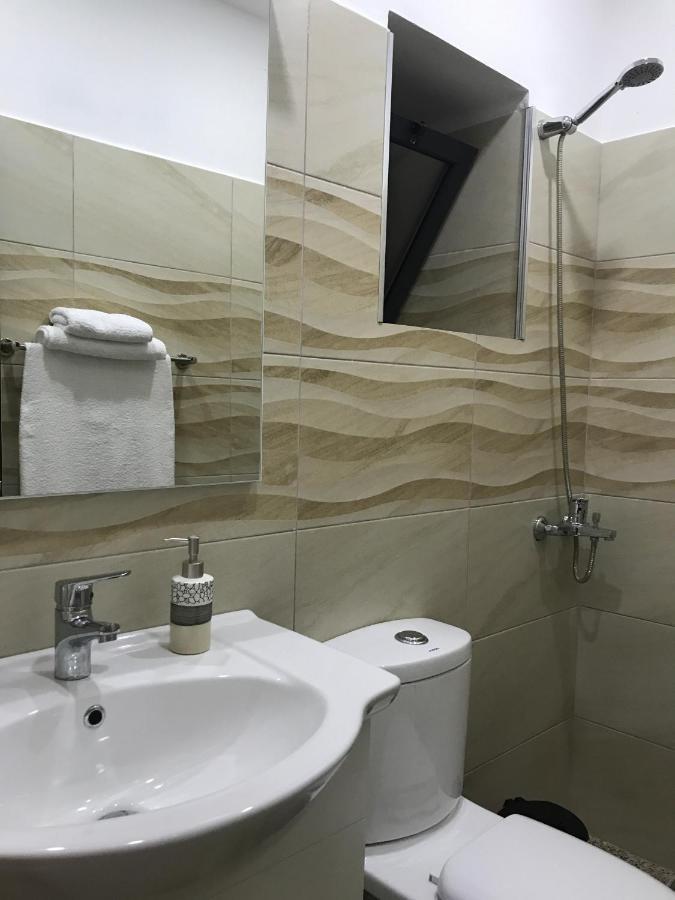 מלון Përmet The Mosaic House - Shtepia Me Mozaik מראה חיצוני תמונה